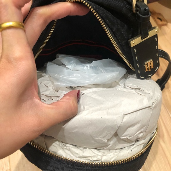 Tommy Hilfiger backpack 🎒 - Picture 10 of 13
